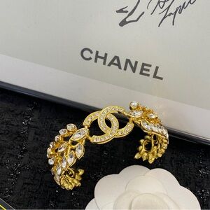 CHANEL bracelet